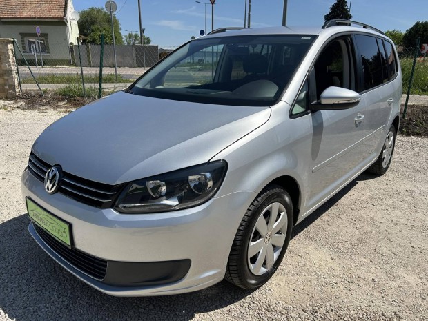 Volkswagen Touran 1.4 TSI Comfortline [7 személ...